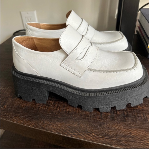 Platform lug loafers - Leather - Picture 2 of 6